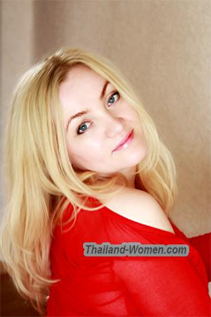 105255 - Alfira Age: 35 - Russia