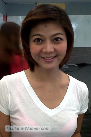 Ladies of Kanchanaburi