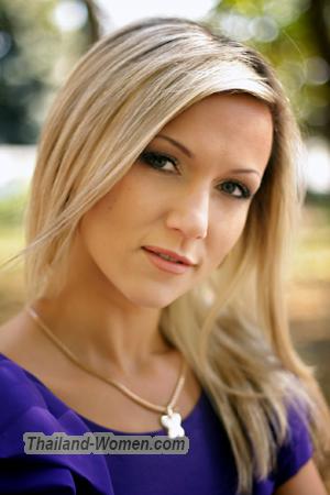 141903 - Alina Age: 32 - Ukraine