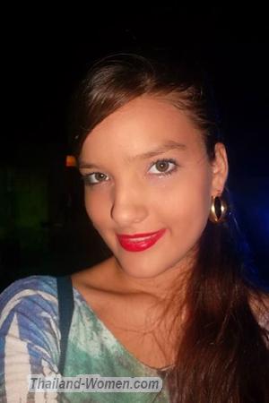 150458 - Diana Age: 29 - Colombia