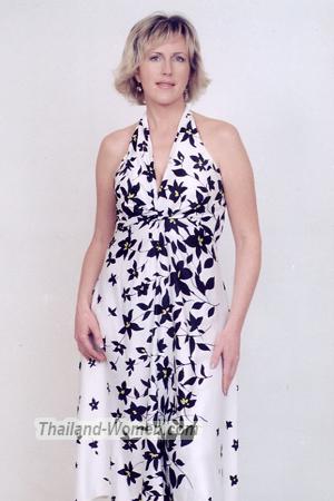 151009 - Inna Age: 54 - Ukraine