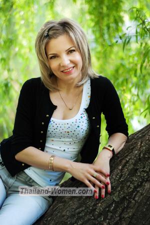 157083 - Elena Age: 44 - Ukraine