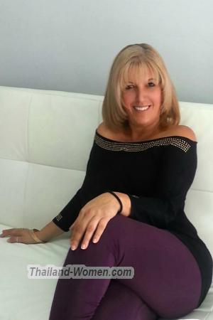 157159 - Ivette Age: 66 - Costa Rica