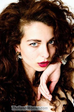 165306 - Elena Age: 31 - Ukraine