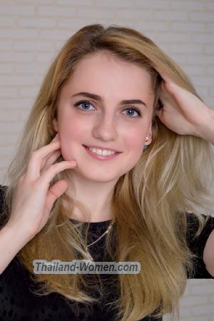 165308 - Anastasiya Age: 28 - Ukraine