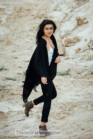 166940 - Martha Age: 31 - Ukraine