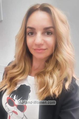 180590 - Yana Age: 36 - Ukraine