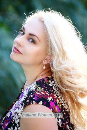 182864 - Irina Age: 52 - Ukraine