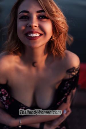 183122 - Anastasiya Age: 31 - Ukraine