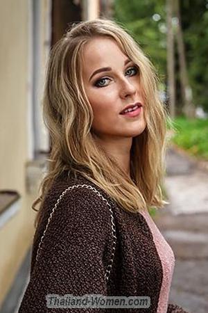 184365 - Tatiyana Age: 34 - Russia