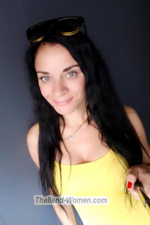 185145 - Oksana Age: 48 - Russia