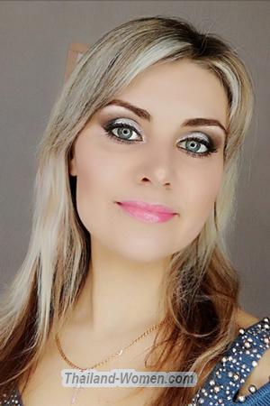 185907 - Oksana Age: 40 - Ukraine