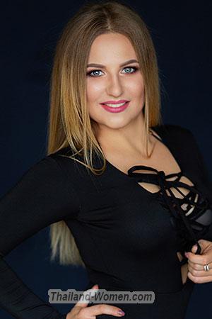 186211 - Elena Age: 36 - Ukraine