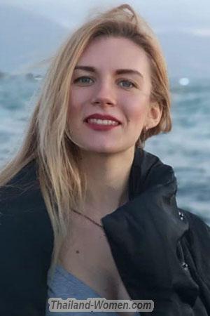 186585 - Evheniya Age: 25 - Ukraine