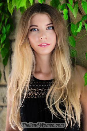 190553 - Aliona Age: 34 - Ukraine