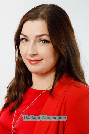 192192 - Lyubov Age: 49 - Russia