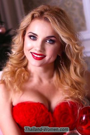 197669 - Elena Age: 53 - Ukraine