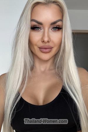 197941 - Lyudmila Age: 38 - Ukraine