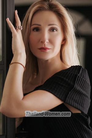 198629 - Zoya Age: 39 - Russia