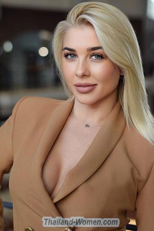 199144 - Alona Age: 32 - Ukraine