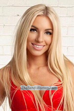 199958 - Elena Age: 31 - Russia