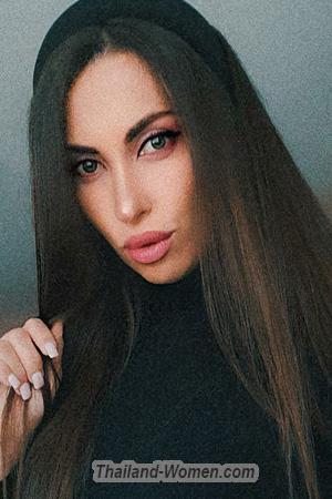 200010 - Ekaterina Age: 32 - Russia