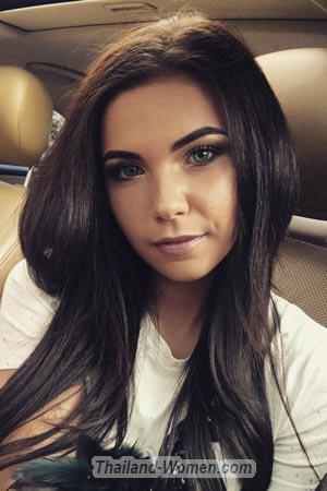 200953 - Ksenia Age: 26 - Russia