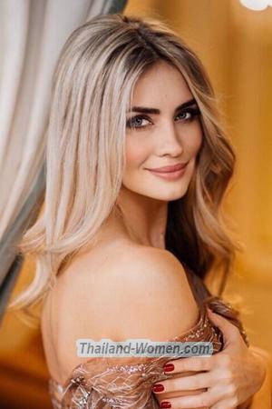 201519 - Elena Age: 40 - Russia