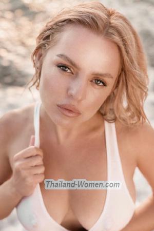 203463 - Anastasia Age: 36 - Russia