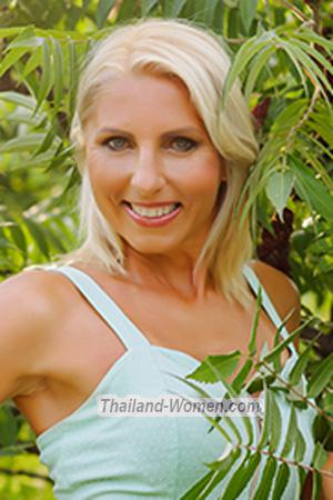 203836 - Oksana Age: 47 - Ukraine