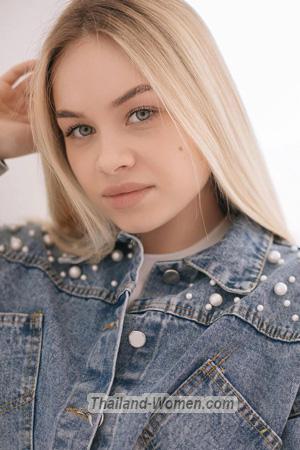 203946 - Anastasia Age: 27 - Ukraine