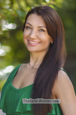 204485 - Elena Age: 42 - Ukraine
