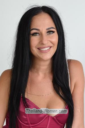 204705 - Julia Age: 36 - Ukraine