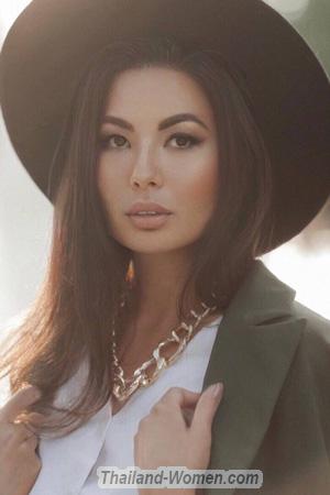 205074 - Olga Age: 31 - Russia