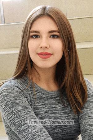 205207 - Daryna Age: 19 - Ukraine