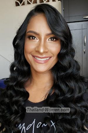 205243 - Daniela Age: 34 - Colombia