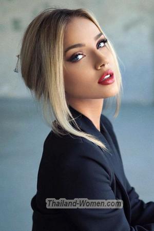 205443 - Anastasia Age: 22 - Poland