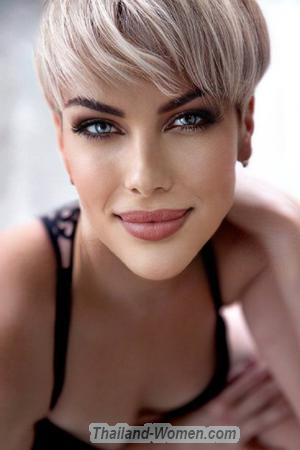 205895 - Diana Age: 44 - Ukraine