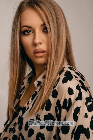 206074 - Olga Age: 26 - Ukraine