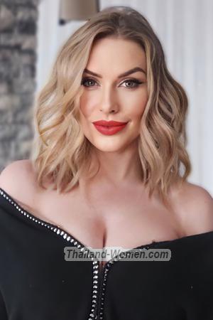 206785 - Alina Age: 39 - Ukraine