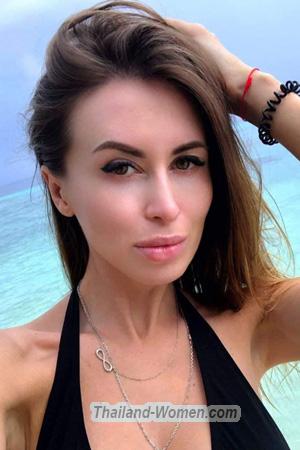 207117 - Julia Age: 36 - Russia