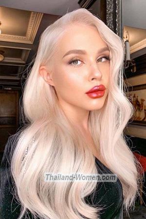 207257 - Anastasia Age: 20 - Russia