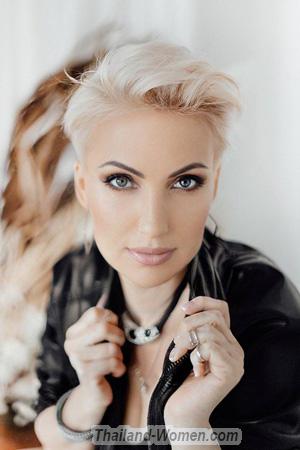 207408 - Nadiya Age: 44 - Ukraine