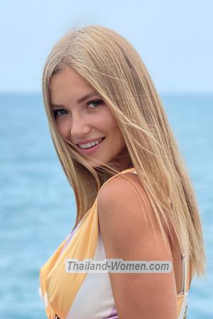 207775 - Katerina Age: 24 - Russia