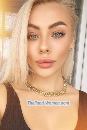 207796 - Arina Age: 35 - Greece