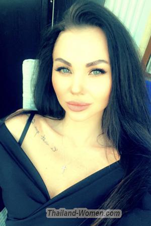 207924 - Elena Age: 32 - Ukraine