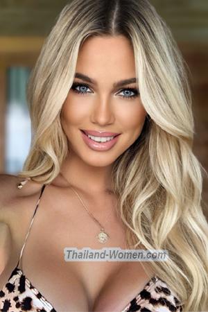 208907 - Alexandra Age: 28 - Ukraine