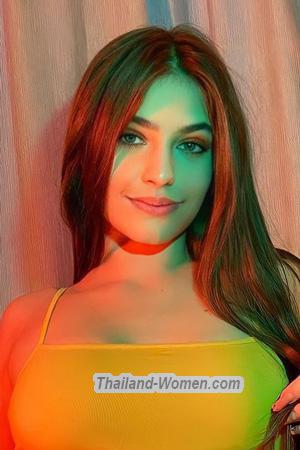 209205 - Leokadiia Age: 20 - Germany