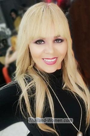 209214 - Jenny Age: 47 - Costa Rica