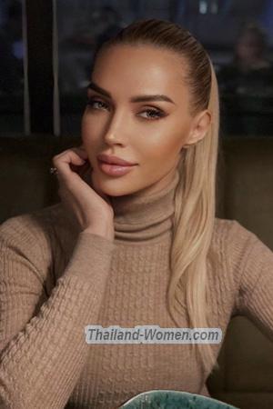 209386 - Oksana Age: 45 - Moldova